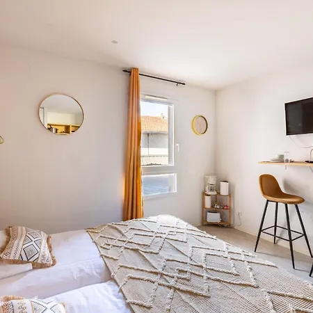 Les Cocons De Lourdes Apartamento Exterior foto